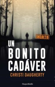 Un Bonito Cadáver (Serie Harper Mcclain 2)