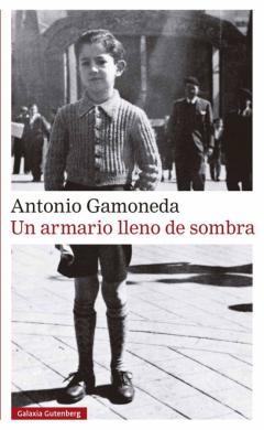 Un Armario Lleno De Sombra