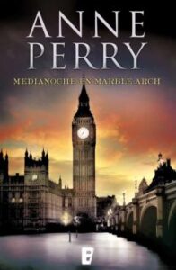 Medianoche En Marble Arch (Inspector Thomas Pitt 28)
